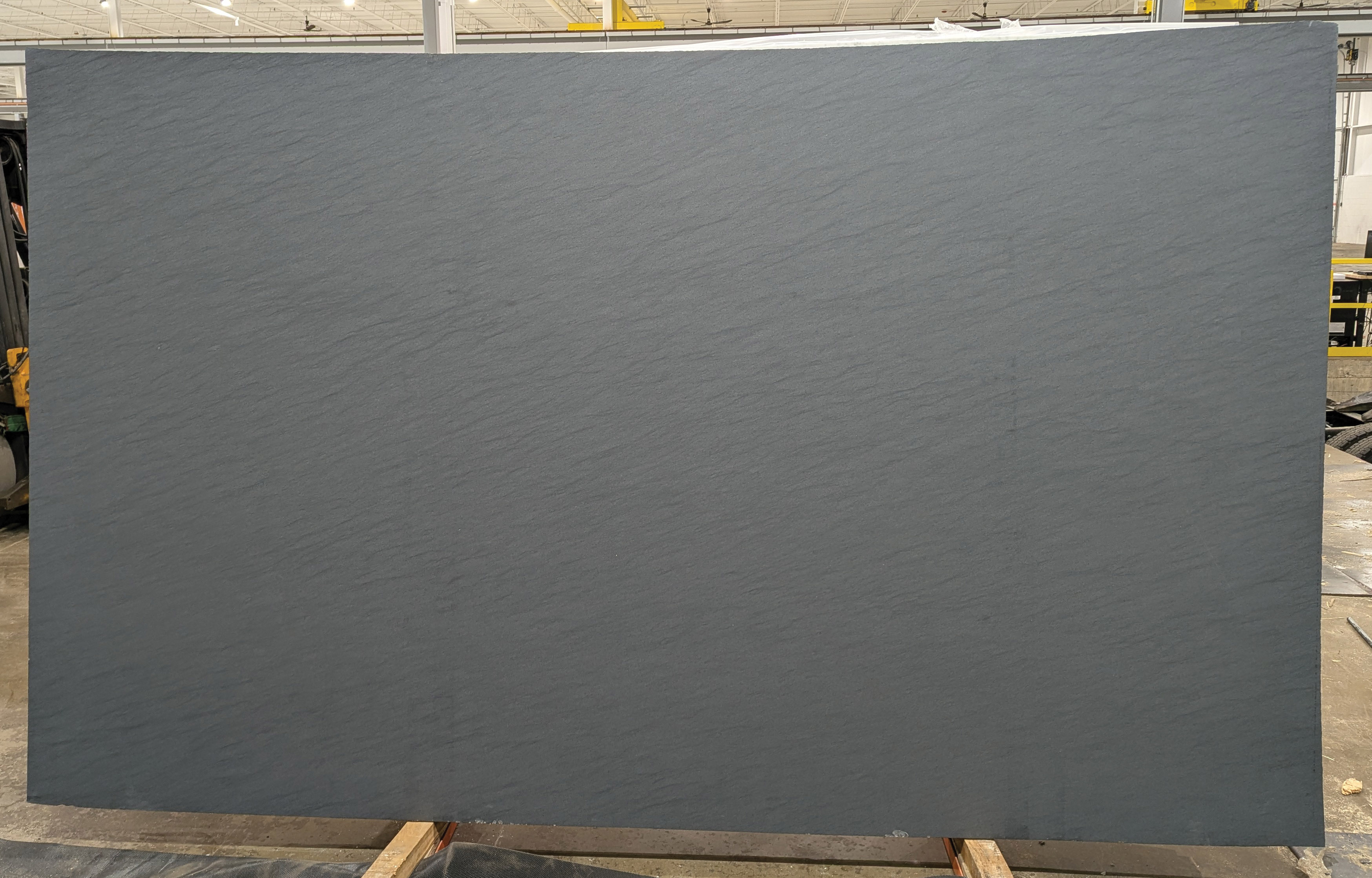 BLACK VERMONT-BRUSHED-3CM