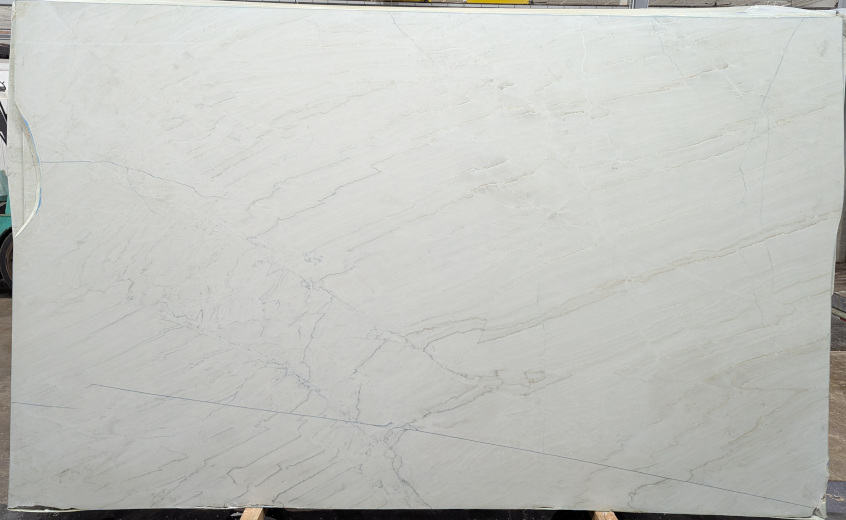 CALACATTA LUX-BRUSHED-3CM 1