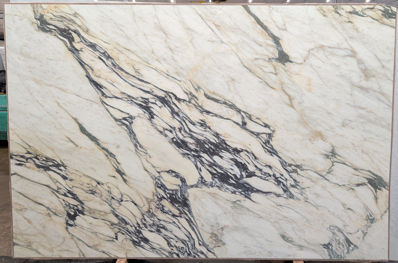 CALACATTA VIOLA EX-HONED-2CM