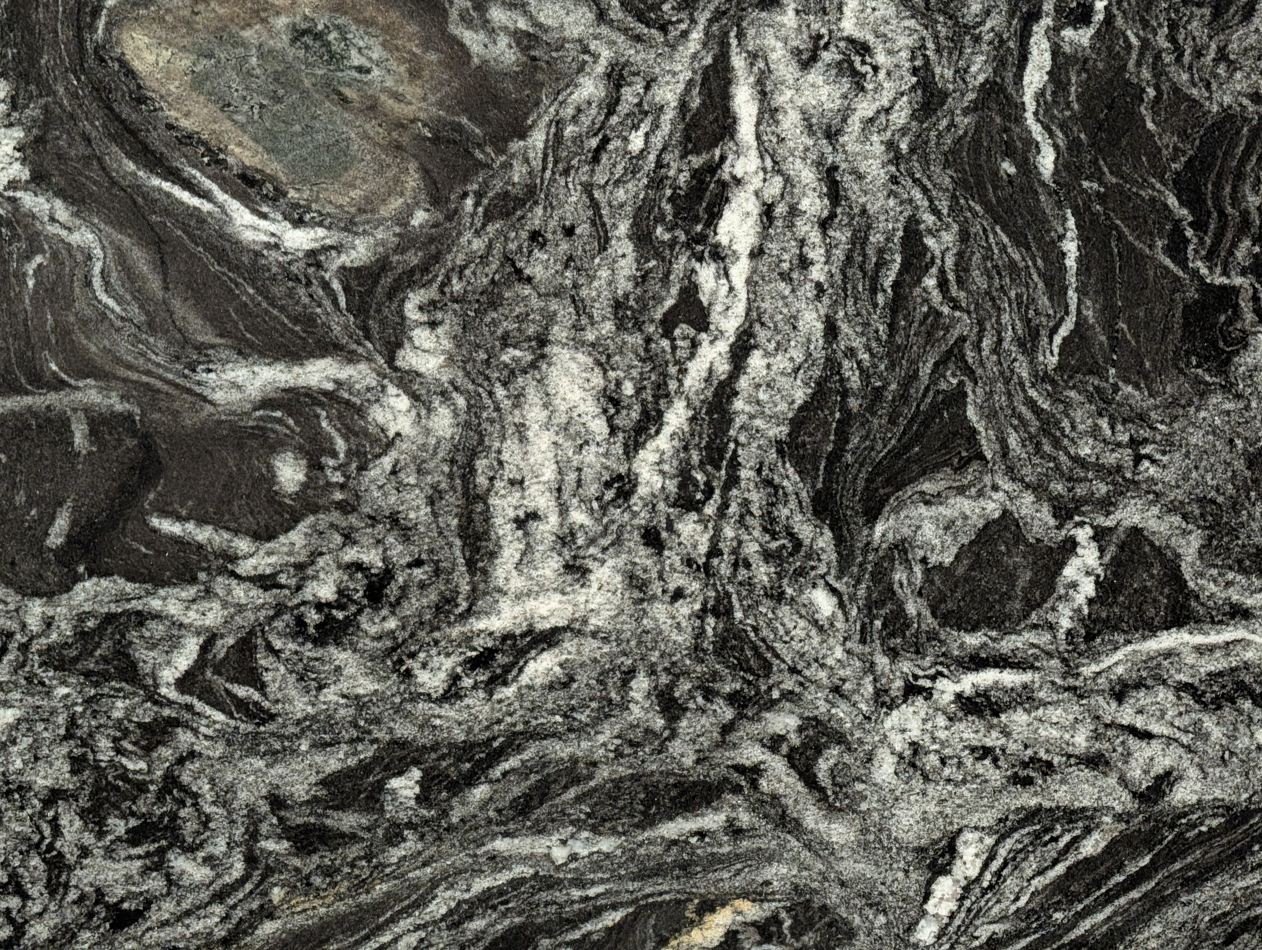 OSCURO MIST-POLISHED-3CM