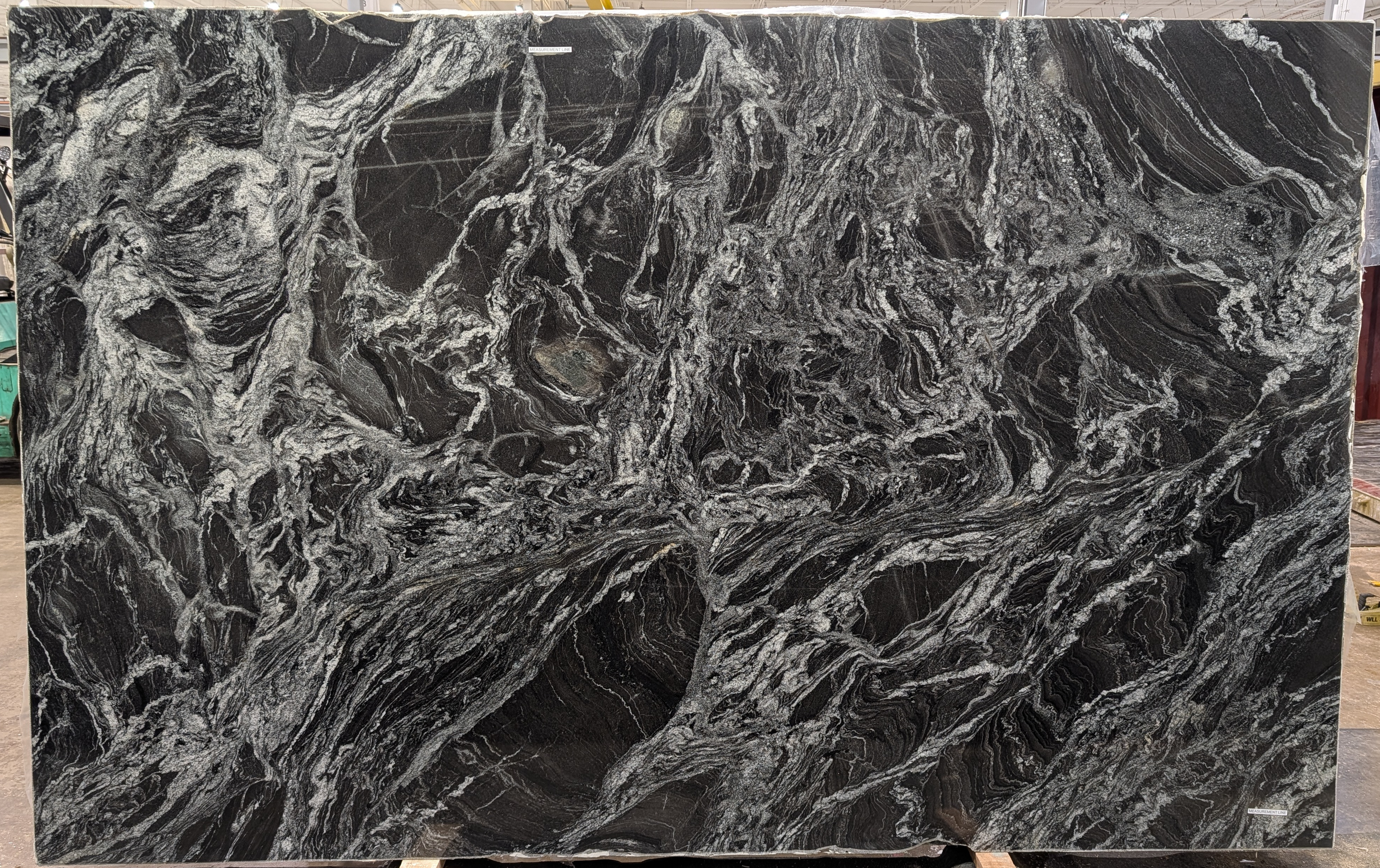 OSCURO MIST-POLISHED-3CM