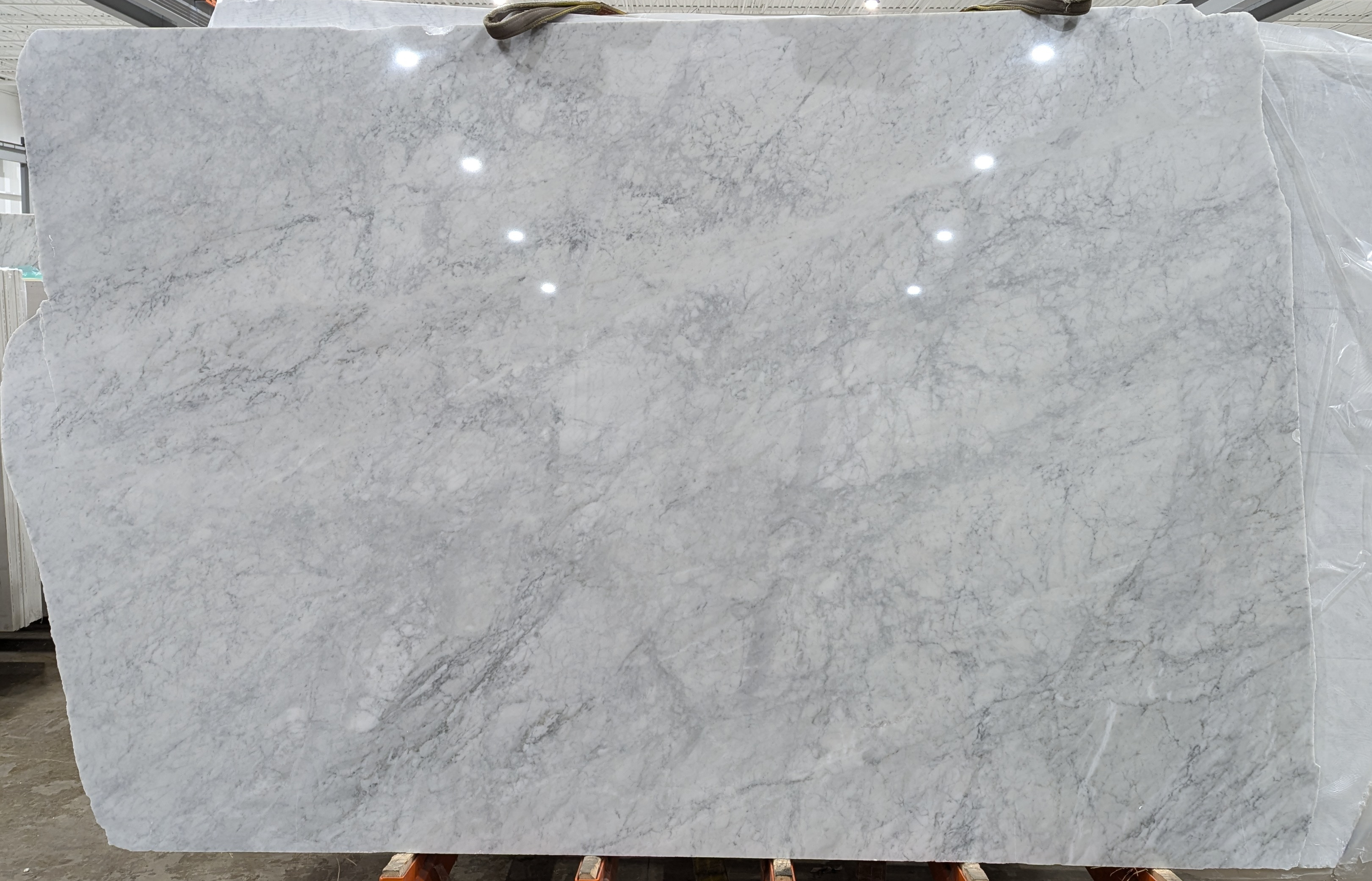 WHITE CARRARA EXTRA-POL-3CM